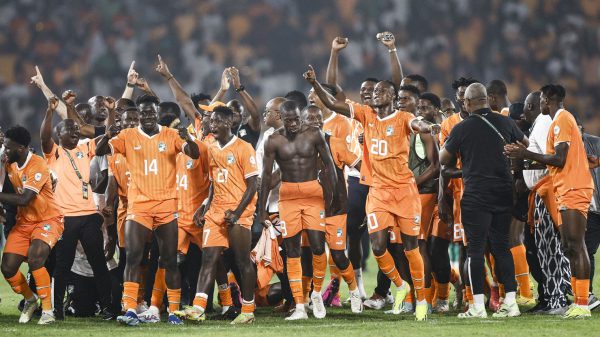 Кубок африканских наций: после неудачного старта принимающая сторона Кот-д'Ивуара находится на подъеме под руководством временного тренера и одержала победу над Сенегалом
