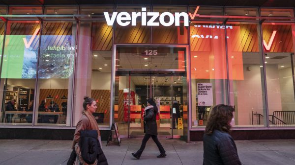 Как потребовать свою часть компенсации Verizon на сумму 100 миллионов долларов