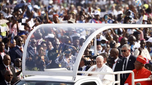 Папа Франциск ответил на сопротивление африканских епископов благословению однополых отношений