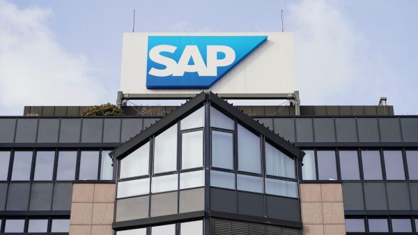 SAP реструктурирует 8000 рабочих мест, переключая внимание на искусственный интеллект