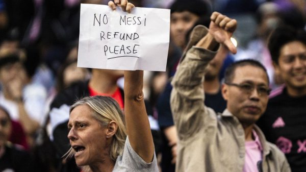 Неявка Лионеля Месси вызвала освистывание и требование вернуть деньги за матч Интер Майами в Гонконге