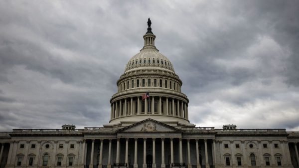 Сенат преодолел критическое препятствие перед окончательным принятием законопроекта об иностранной помощи на сумму 95 миллиардов долларов