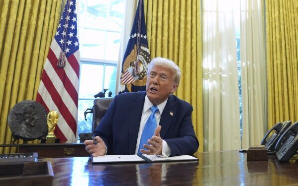 Иск оспаривает меры администрации Трампа в отношении иностранных студентов