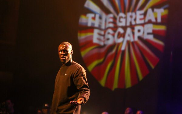 Stormzy возвращается с урезанным фристайлом «Sorry Rach!»