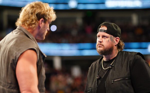Стычка Джелли Ролл с Логаном Полом на WWE SmackDown в Нэшвилле: смотрите