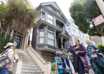 В Сан-Франциско в честь Джерри Гарсии названа улица его детства