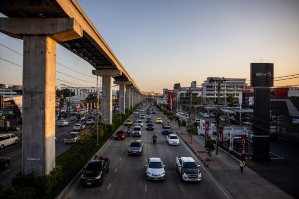 Китайские электромобили выходят на мировой рынок. Ожесточённая ценовая война внутри страны может погубить многие бренды.
