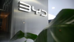 Китайские электромобили выходят на мировой рынок. Ожесточённая ценовая война внутри страны может погубить многие бренды.