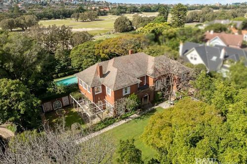 Особняк в восточном пригороде Сиднея установил австралийский рекорд на аукционе, уступив в цене в 45,1 млн долларов Особняк в восточном пригороде Сиднея установил австралийский рекорд на аукционе, уступив в цене в 45,1 млн долларов