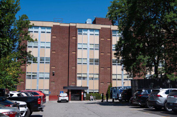 Еще 5 арестов в ходе расследования кражи драгоценностей из Лувра, ключевые детали которого стали известны