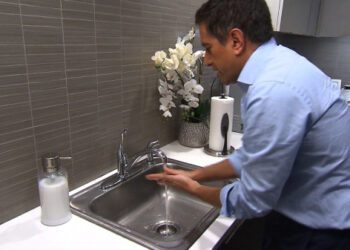 В некоторых регионах растёт заболеваемость герпесвирусной инфекцией. Врач объясняет симптомы и лечение. В некоторых регионах растёт заболеваемость герпесвирусной инфекцией. Врач объясняет симптомы и лечение.