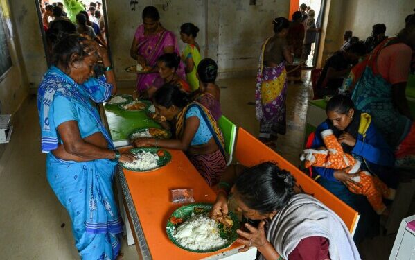 Ураган «Мелисса» унес жизни десятков людей и оставил после себя разрушения на Кубе, Гаити и Ямайке. Ураган «Мелисса» унес жизни десятков людей и оставил после себя разрушения на Кубе, Гаити и Ямайке.