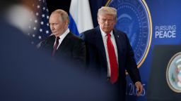 Реактивные бомбы и самолеты-ракеты: украинские и российские военные импровизируют и адаптируются в битве умов Реактивные бомбы и самолеты-ракеты: украинские и российские военные импровизируют и адаптируются в битве умов