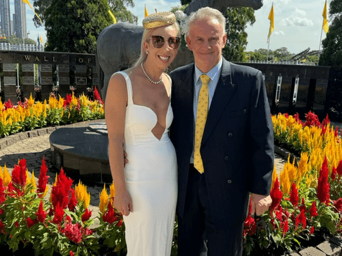 Бывшая партнерша Марка Лэтама Натали Мэтьюз обвиняется в преступлениях, связанных с порнографией из мести Бывшая партнерша Марка Лэтама Натали Мэтьюз обвиняется в преступлениях, связанных с порнографией из мести