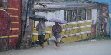 «Мелисса» усилилась до урагана 4 категории, угрожая катастрофическим наводнением на Ямайке и Гаити.