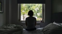 Новый препарат от менопаузы, предназначенный для борьбы с приливами без гормонов, получил одобрение FDA