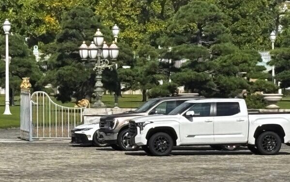 Путин размахивает новой ядерной ракетой, обсуждая требования России к Украине Путин размахивает новой ядерной ракетой, обсуждая требования России к Украине