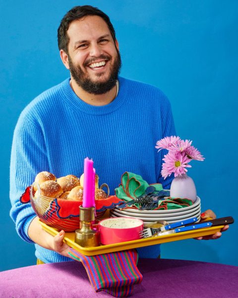 Этот нежный соус для пасты из кабачков идеально подходит для равиоли, фаршированных ракушек, как часть лазаньи или как соус для макания.