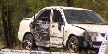 Малыш погиб в вестибюле полицейского участка Квинсленда в результате ужасной автокатастрофы