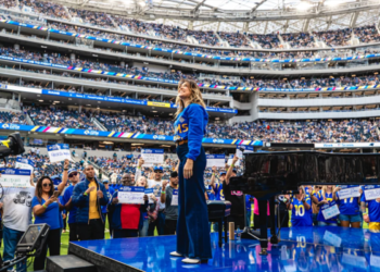 7 лучших музыкальных моментов в день игры LA Rams: от «Fight Song» Рэйчел Платтен до диджей-сета Loud Luxury 7 лучших музыкальных моментов в день игры LA Rams: от «Fight Song» Рэйчел Платтен до диджей-сета Loud Luxury