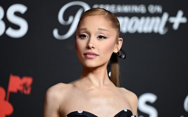 Ариана Гранде намекнула, что руководство Скутера Брауна способствовало её «разрушению» отношений с музыкой