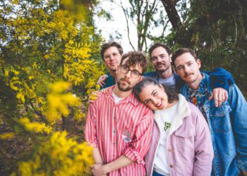 Ball Park Music перенесет фанатов в атмосферу стадиона Oasis