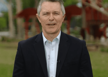 Миллиарды долларов долга списаны со счетов 100 000 австралийцев Миллиарды долларов долга списаны со счетов 100 000 австралийцев