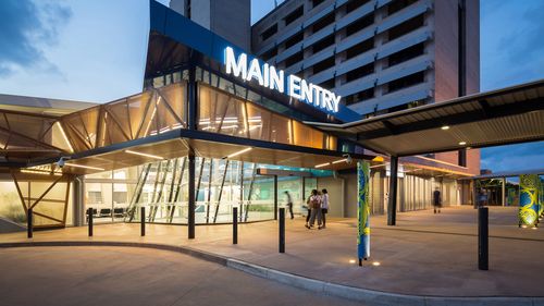 11-летний мальчик погиб в результате аварии квадроцикла на манговой ферме в Дарвине 11-летний мальчик погиб в результате аварии квадроцикла на манговой ферме в Дарвине