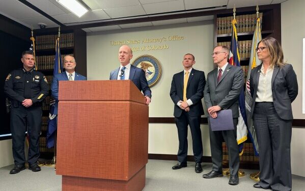 Колумбийская Petro публикует банковские записи в ответ на обвинения США в торговле наркотиками, что вызвало негативную реакцию из-за расходов Колумбийская Petro публикует банковские записи в ответ на обвинения США в торговле наркотиками, что вызвало негативную реакцию из-за расходов