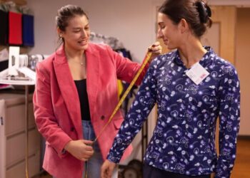 Отчаяние распространяется по историческому морскому порту на Ямайке, разрушенному ураганом Мелисса.