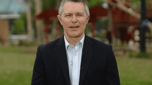 Министр образования раскритиковал престижную школу за утечку документа о студентах