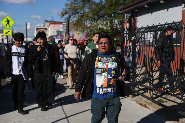 Президент Финляндии призывает Европу сохранять спокойствие, предупреждая о том, что в ближайшее время прекращение огня на Украине вряд ли будет достигнуто.