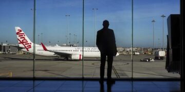 Рейсы задерживаются по всей Австралии из-за масштабного сбоя в работе IT-систем