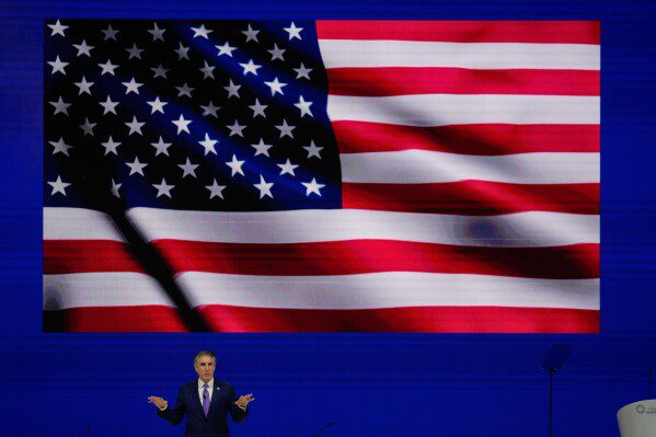 Бывшая ведущая Fox News Кимберли Гилфойл заняла пост посла США в Греции