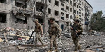 От мясорубки до мопедов: как Россия переосмыслила свои военные действия на Украине