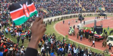 Немецкие близнецы Кесслер, ставшие звездами танца в 50-х и 60-х годах, умерли в возрасте 89 лет.