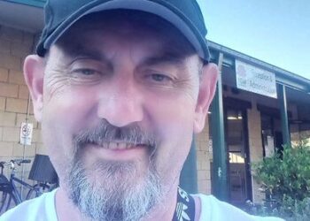 Обвинительный приговор после того, как тело было засунуто в дерево и сожжено в результате «хладнокровного» убийства