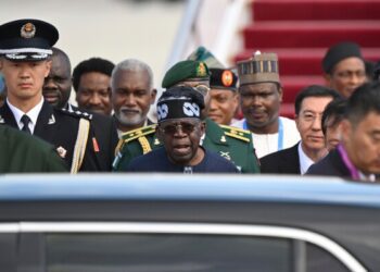 Вооружённые преступники похитили 25 девочек из средней школы на северо-западе Нигерии Вооружённые преступники похитили 25 девочек из средней школы на северо-западе Нигерии