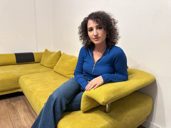 Пересадка волос у женщин процветает. Успех операции сложен.