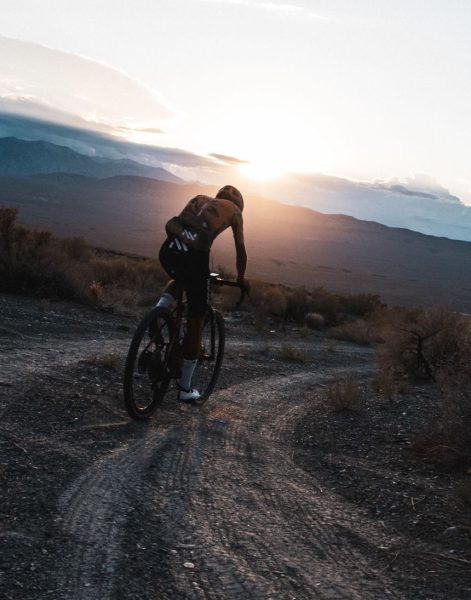 Как этот бегун пробегал марафон и этап Тур де Франс каждый день в течение месяца