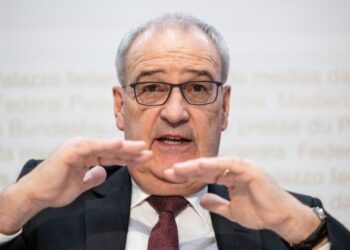 По словам американского чиновника, Иран захватил танкер в Ормузском проливе на фоне сохраняющейся высокой напряженности в регионе По словам американского чиновника, Иран захватил танкер в Ормузском проливе на фоне сохраняющейся высокой напряженности в регионе