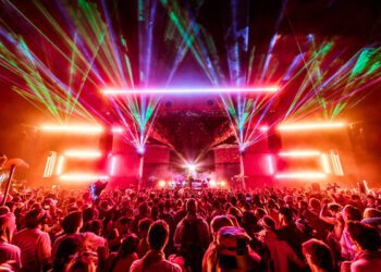 Lightning in a Bottle представляет состав 2026 года: Empire of the Sun, Mau P, Sara Landry, Zeds Dead и другие Lightning in a Bottle представляет состав 2026 года: Empire of the Sun, Mau P, Sara Landry, Zeds Dead и другие