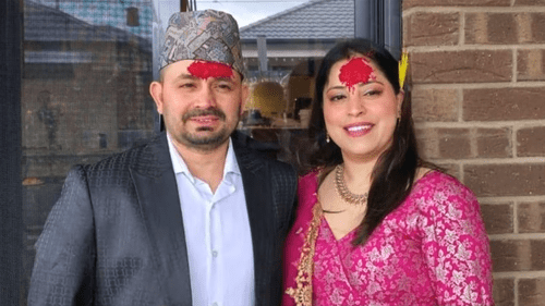 Местное сообщество оплакивает семью, разлученную в автокатастрофе в Виктории