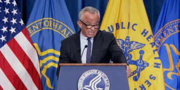 Предупреждение о безопасности в виде «черного ящика» будет удалено из информации о гормональной терапии при менопаузе