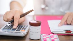 Предупреждение о безопасности в виде «черного ящика» будет удалено из информации о гормональной терапии при менопаузе