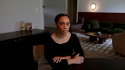 «Бомба замедленного действия»: состояние беременной женщины продолжало ухудшаться. Она умерла после того, как не смогла сделать аборт в Техасе.