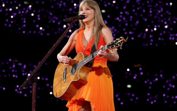 «Мы защищаем семью»: поклонники Тейлор Свифт объединяются, чтобы собрать деньги для продовольственных банков в условиях кризиса SNAP