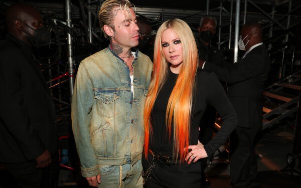 Mod Sun о расставании с Аврил Лавин: «Если я столкнусь с тобой, это всё любовь» Mod Sun о расставании с Аврил Лавин: «Если я столкнусь с тобой, это всё любовь»