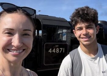 Ной узнал о запрете социальных сетей в социальных сетях. Теперь он борется с правительством в суде. Ной узнал о запрете социальных сетей в социальных сетях. Теперь он борется с правительством в суде.