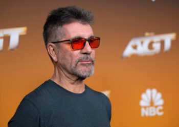 Саймон Коуэлл резко ответил на вопрос о попытках обвинить его в смерти Лиама Пейна